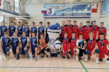 Сборная Ленинградской области победила на межрегиональных соревнованиях по волейболу
