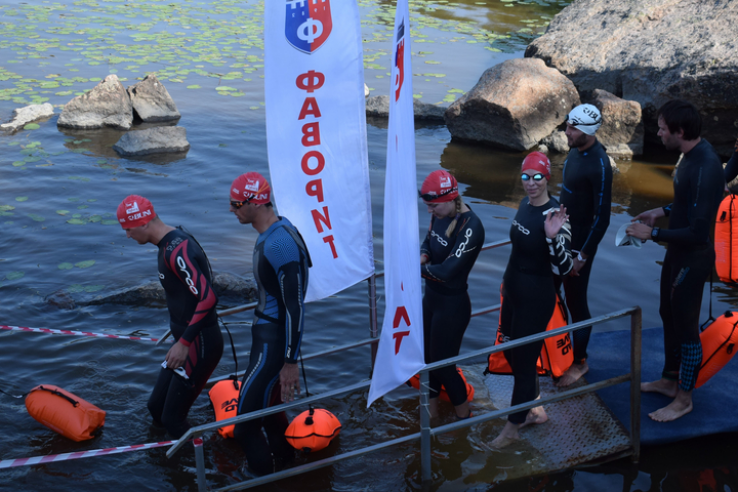 В Выборге прошел заплыв на открытой воде «VyborgSWIM»