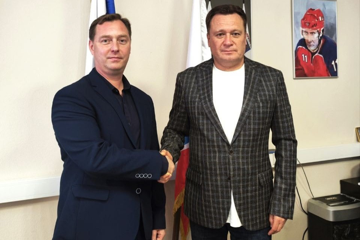 Участник программы «Герои команды 47» приступил к стажировке в комитете по физической культуре и спорту Ленобласти