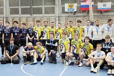 Взрослые и дети покоряют флорбол