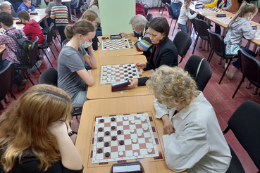 Чемпионат и Первенство СФЗО по русским шашкам прошли в Тихвине