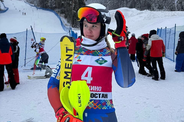 Арина Галченкова начинает соревнования на пьедестале