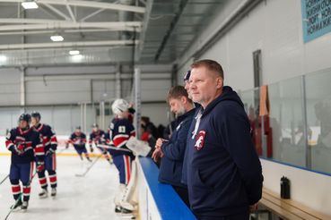«Ленинградец», вперед! Команда одержала первую победу в НМХЛ