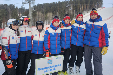 Золото Ленобласти в слалом-гиганте на финале Спартакиады России