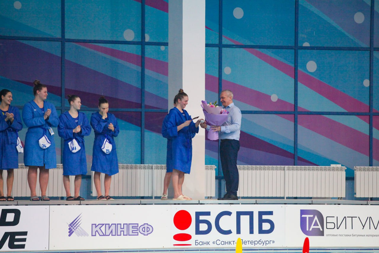 Награда нашла героиню!