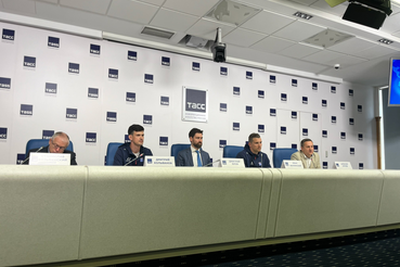 В пресс-центре ТАСС состоялась пресс-конференция о создании старшей сборной команды по лыжным гонкам